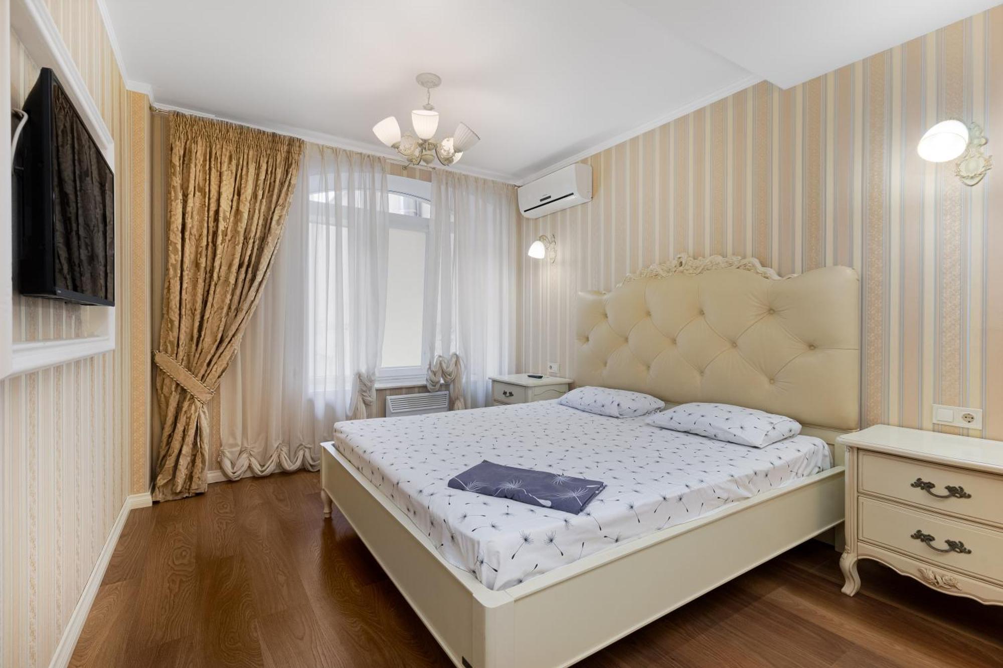 Deribasivska 10 Luxury Apartment โอเดสซา ภายนอก รูปภาพ